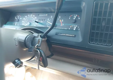 1999 Buick Lesabre Custom z USA, uszkodzony, nr VIN 1G4HP52K8XH495257